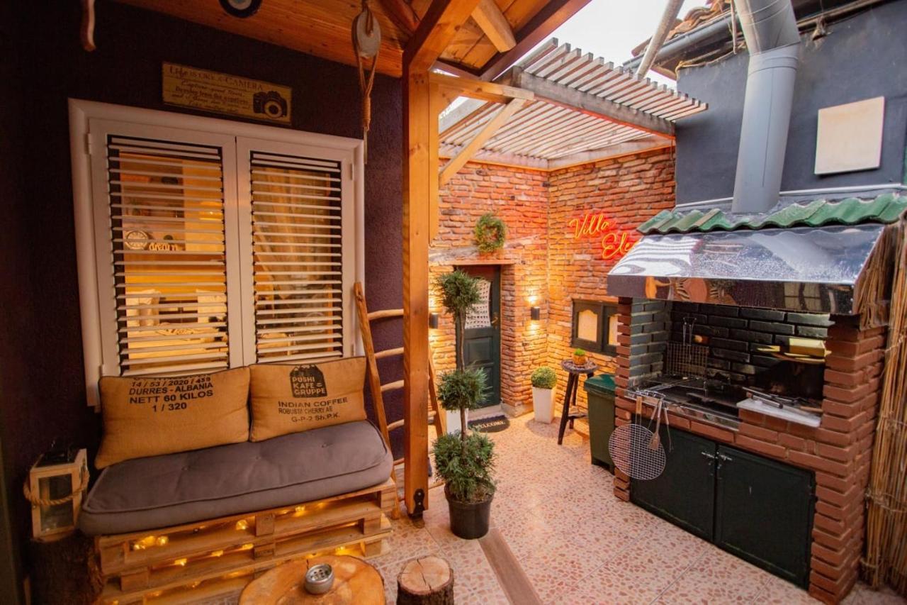 Villa Elezi Корча Экстерьер фото